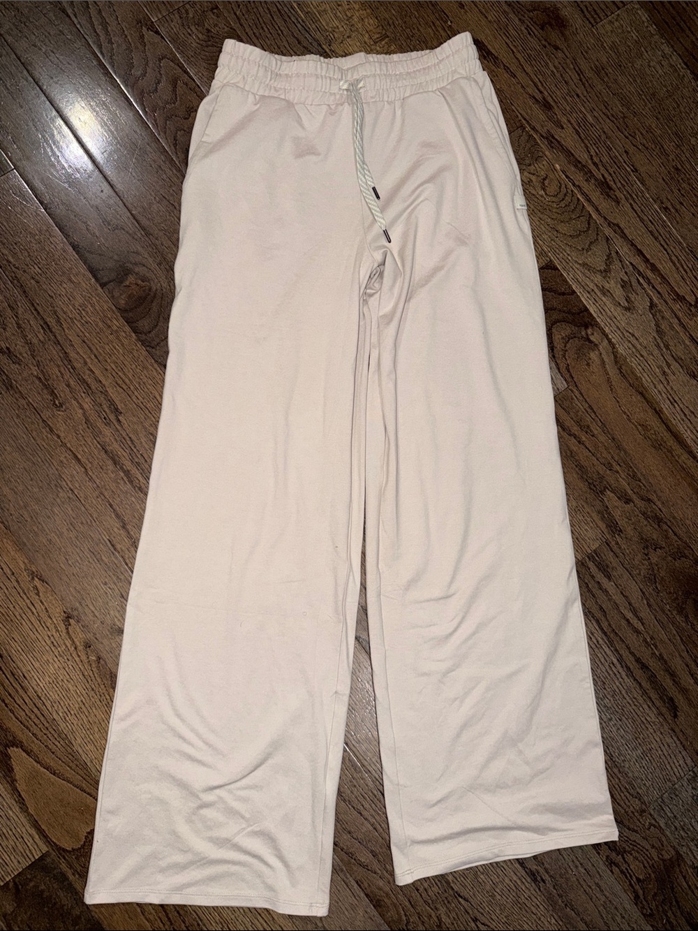 Vuori Halo Essential Wideleg DreamKnit Pants Oatmeal Heather Small